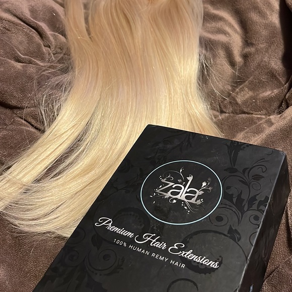 ZALA hair extensions ponytail clip - Picture 4 of 6